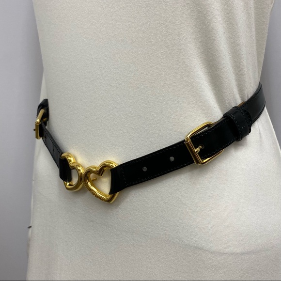 ❤️SOLD❤️ Moschino Double Heart Belt Redwall 38 - Picture 3 of 8